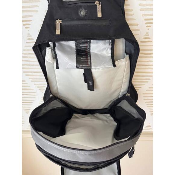 OGIO Branded IHG Intercontinental Hotel Group Holiday Inn Black Backpack - Picture 5 of 5